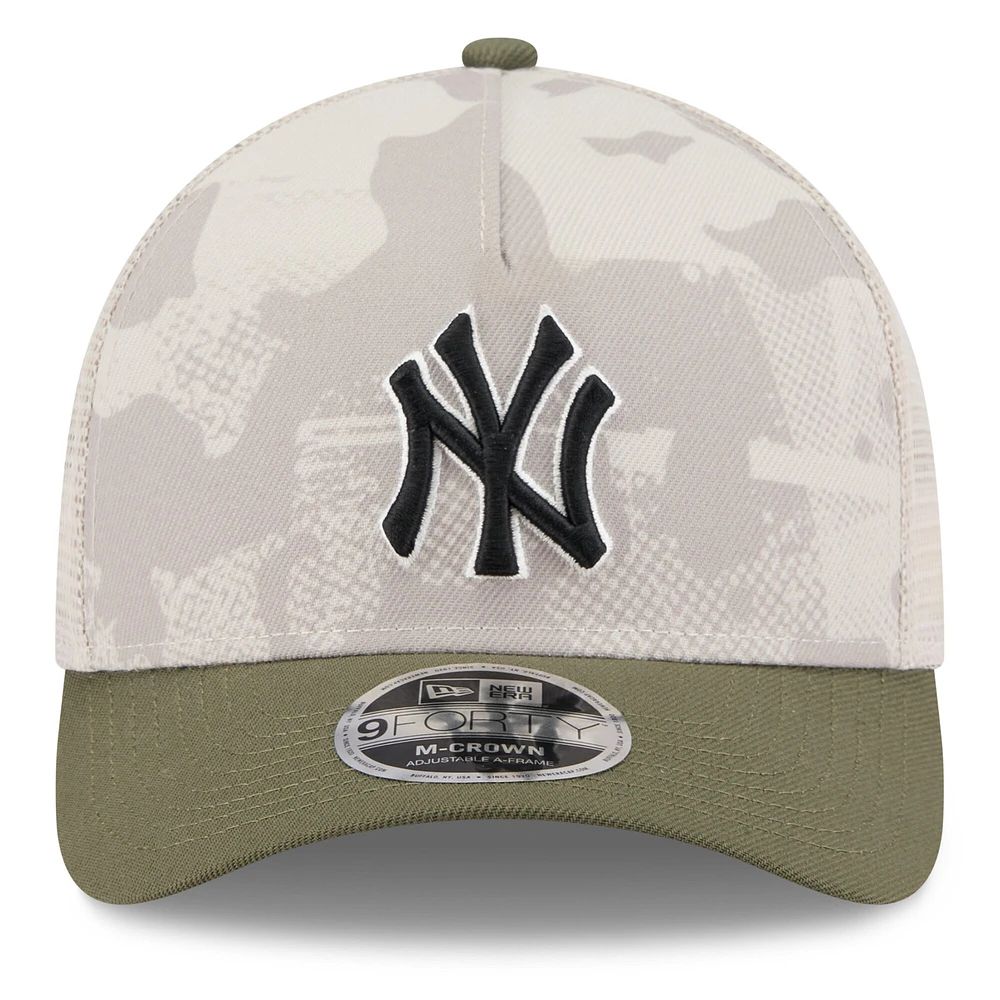Men's New Era Light Beige/Olive New York Yankees 2025 Armed Forces Day 9FORTY M-Crown A-Frame Adjustable Hat