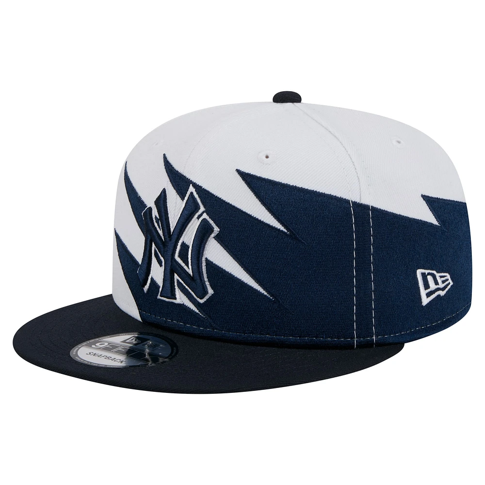 Men's New Era Navy/White New York Yankees Jagged 9FIFTY Snapback Hat