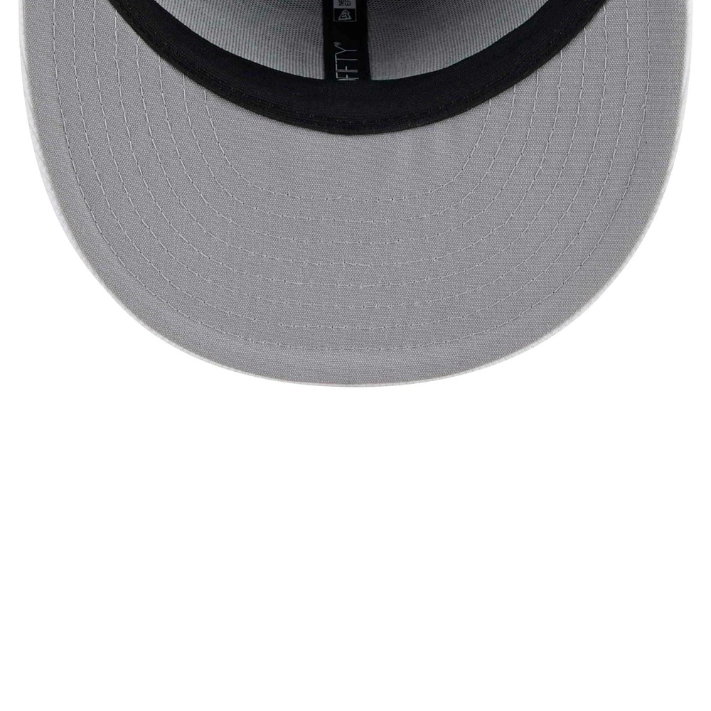 Casquette ajustée 59FIFTY pour hommes des New York Yankees 2024 Era bleu marine entraînement au bâton sur le terrain