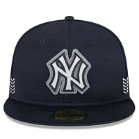 Casquette ajustée 59FIFTY New Era York Yankees 2024 MLB Clubhouse pour homme bleu marine