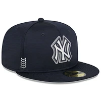 Casquette ajustée 59FIFTY New Era York Yankees 2024 MLB Clubhouse pour homme bleu marine