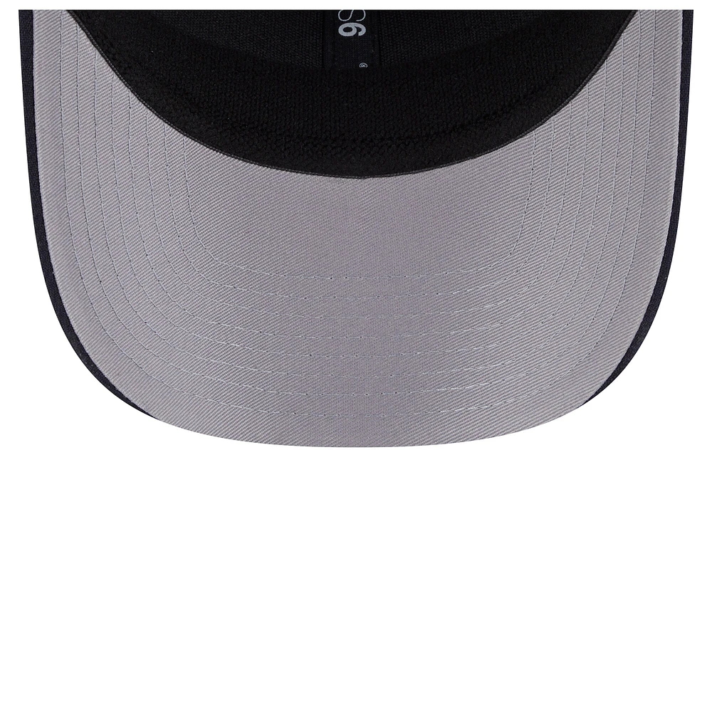 Men's New Era Navy New York Yankees Flag 9SEVENTY Stretch-Snap Hat