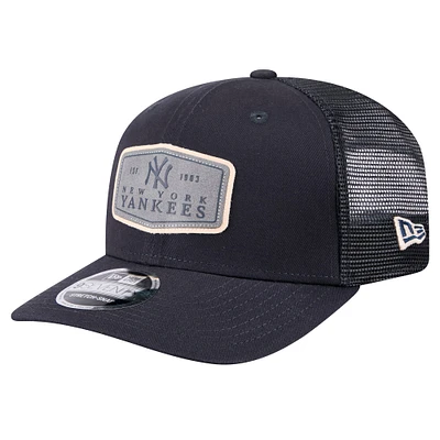 Men's New Era Navy New York Yankees Labeled 9SEVENTY Stretch-Snap Adjustable Hat