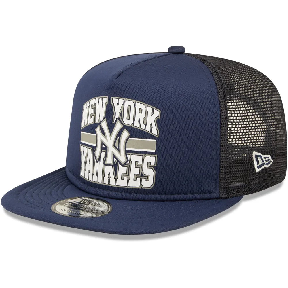Van God Aan drempel Lids New York Yankees New Era Logo 9FIFTY Trucker Snapback Hat - Navy |  Connecticut Post Mall