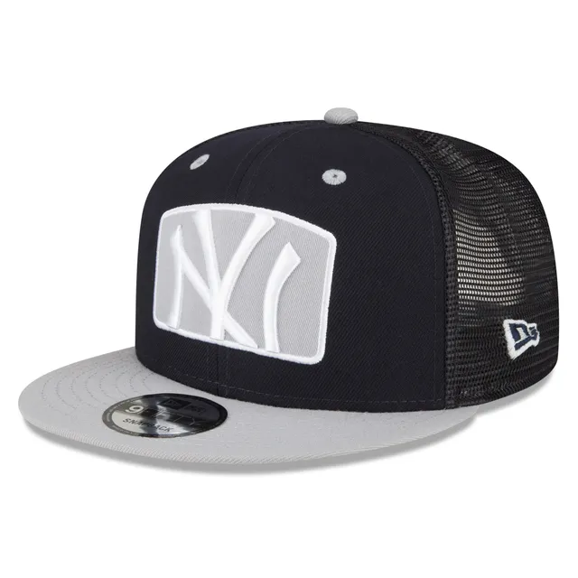 New Era Officially Licensed Fanatics MLB Men's Yankees Black/White Fitted Hat