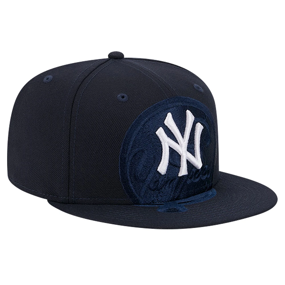 Casquette ajustée 59FIFTY New Era York Yankees Shadow Logo pour homme bleu marine