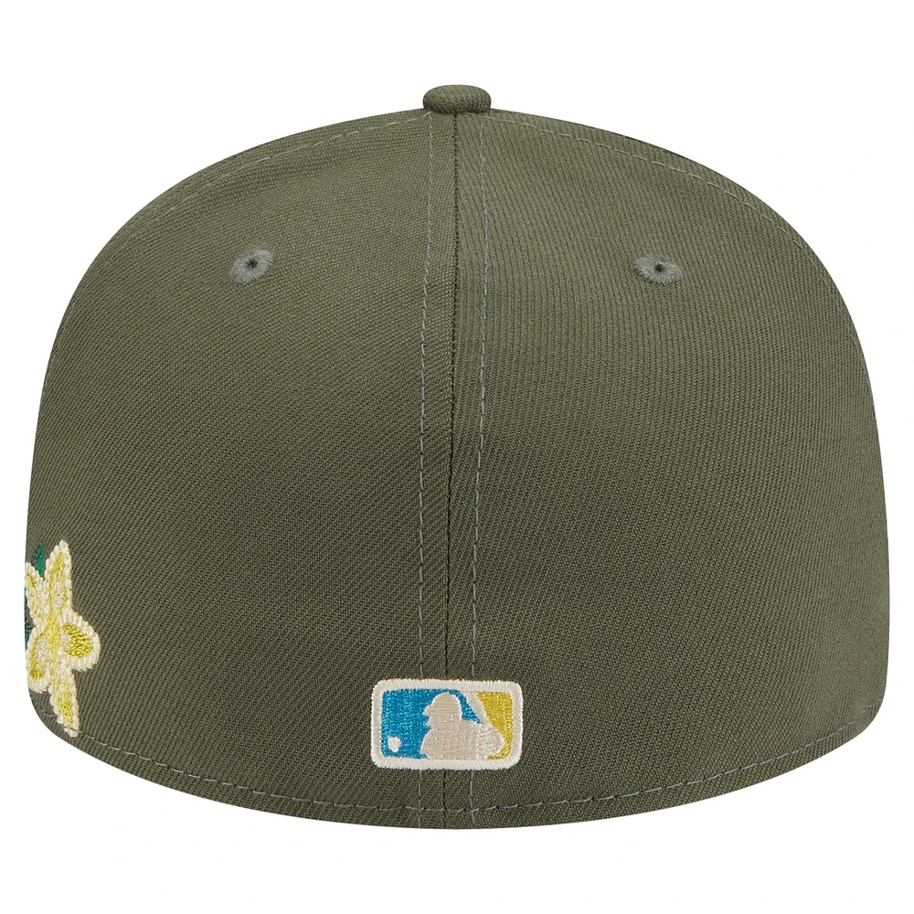 Men's New Era Olive York Yankees Tonal Florals 59FIFTY Fitted Hat