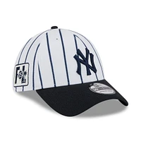Men's New Era White York Yankees 2025 Spring Training 39THIRTY Flex Hat