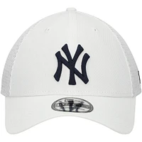 Men's New Era White York Yankees REPREVE Neo 39THIRTY Flex Hat