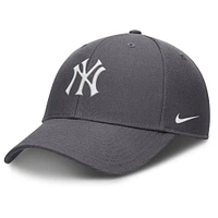 Men's Nike  Gray New York Yankees Club Performance Adjustable Hat