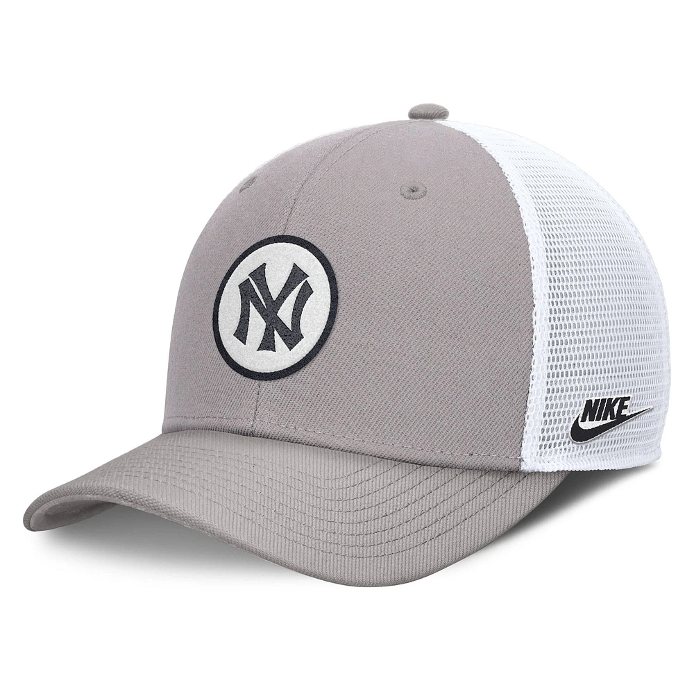 Casquette ajustable Nike grise pour homme de la collection Cooperstown Rise Trucker des Yankees de New York