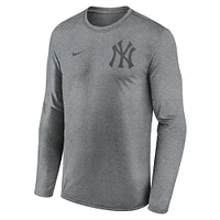 Men's Nike Heather Charcoal New York Yankees 2-Hit Legend Performance Long Sleeve T-Shirt