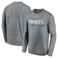 Women's New York Yankees NIKE Logo Dry Performance T-Shirt