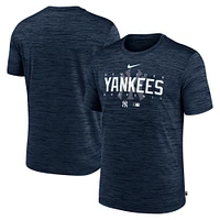 T-shirt d'entraînement Nike New York Yankees Authentic Collection Velocity Performance pour homme, bleu marine