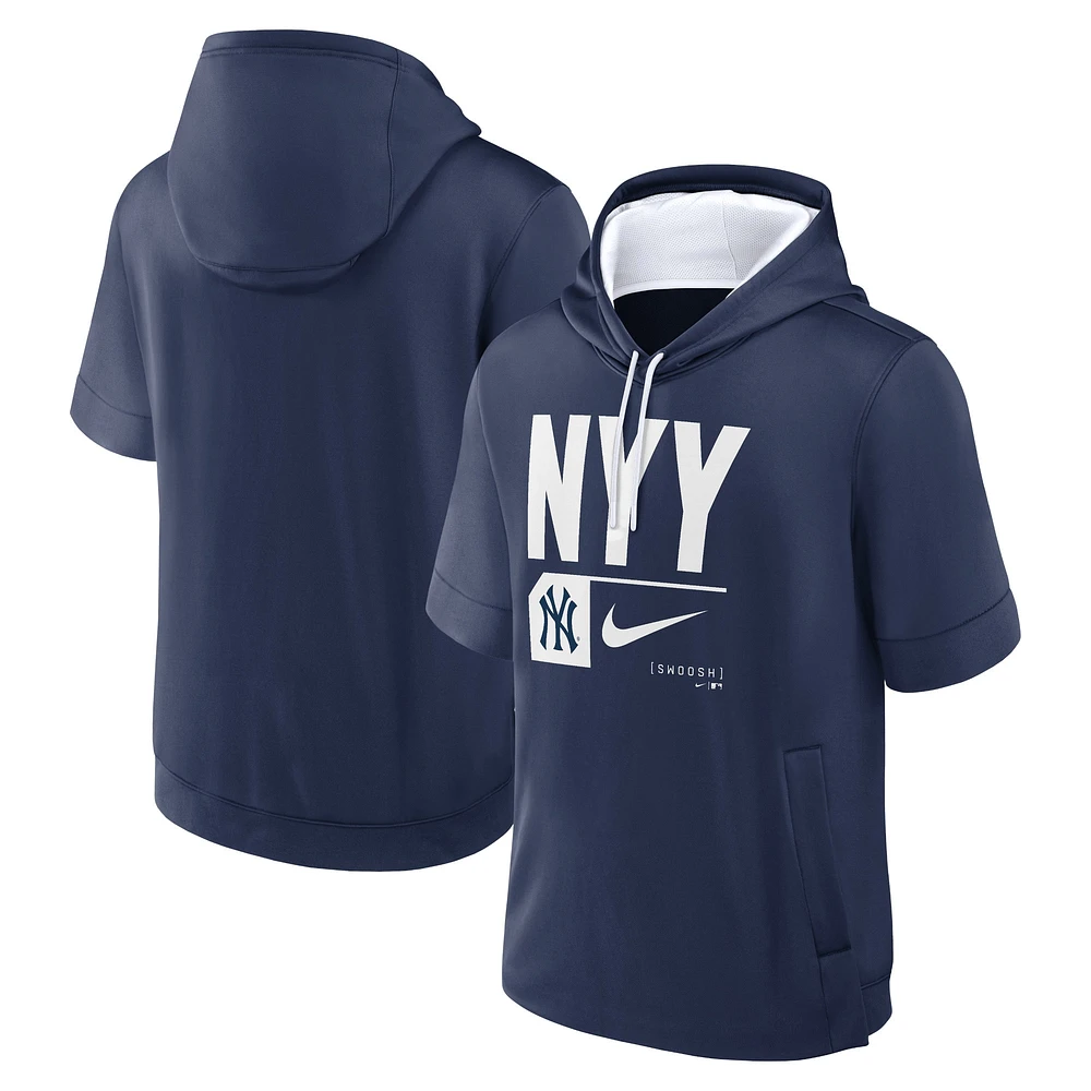 Sweat à capuche manches courtes Nike bleu marine New York Yankees Tri-Code Lockup pour homme