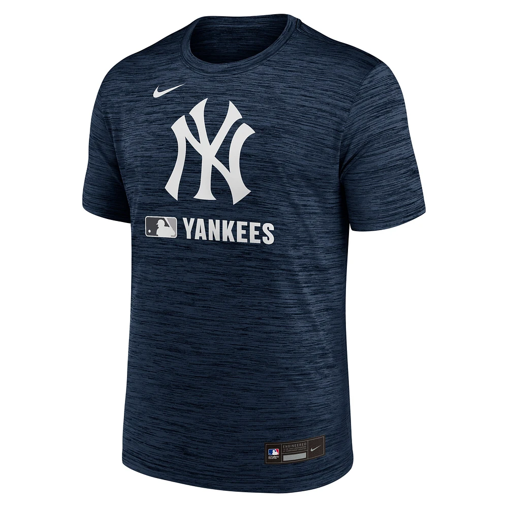 T-shirt Nike bleu marine New York Yankees Velocity Performance pour homme