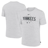 T-shirt d'entraînement Nike New York Yankees Authentic Collection Velocity Performance pour homme - Blanc