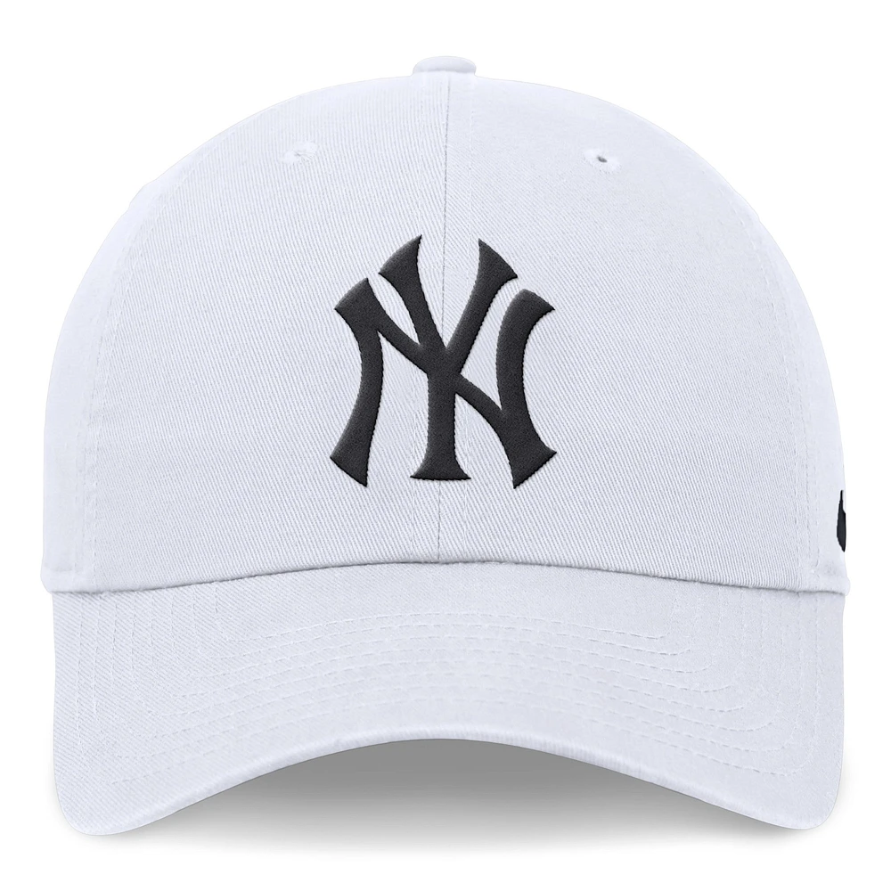 Men's Nike White New York Yankees Club Adjustable Hat