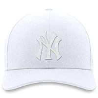 Men's Nike White New York Yankees Club Performance Adjustable Hat