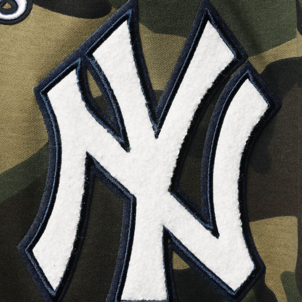 Men's Pro Standard Camo New York Yankees Team Shorts