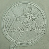 T-shirt neutre à épaules tombantes Pro Standard olive des New York Yankees pour hommes