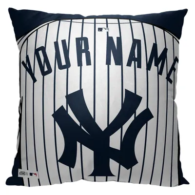 New York Yankees The Northwest Group 50'' x 60'' Colorblock Personalized  Sherpa Throw