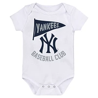 Newborn & Infant New York Yankees 3-Pack Fan Pennant Bodysuit Set