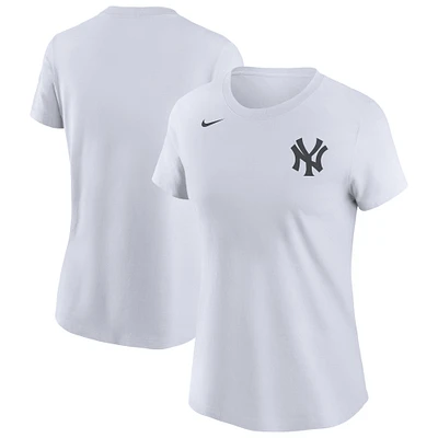 Women's Nike  White New York Yankees Wordmark T-Shirt