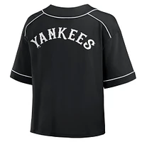 Women's Fanatics Black New York Yankees Oversized Champ Game Cropped V-Neck T-Shirt