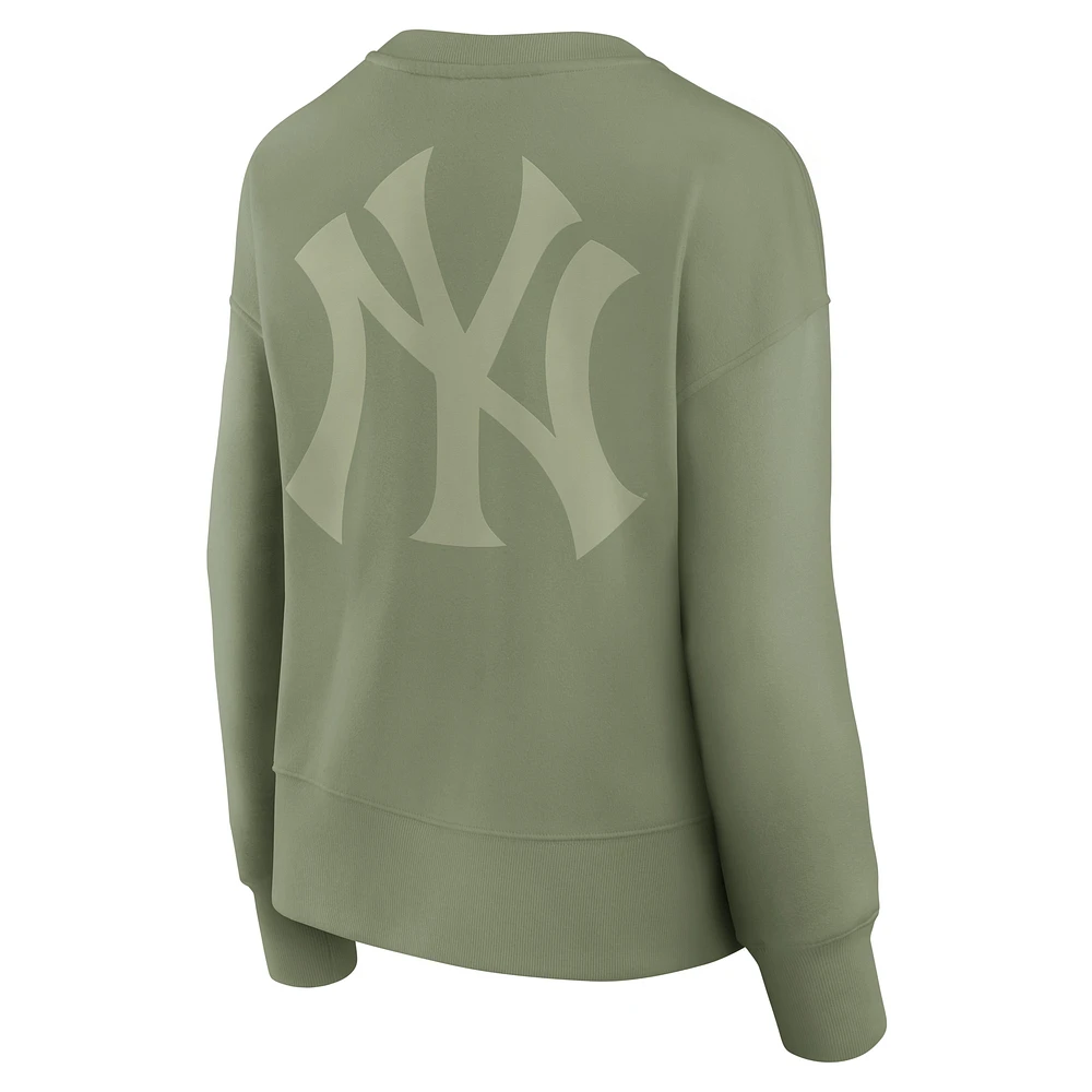 Women's Fanatics Green New York Yankees Elements Flow Pullover Sweatshirt