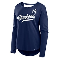 T-shirt à manches longues et col bateau pour femme Fanatics Navy New York Yankees Core