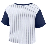 T-shirt court à grand logo New York Yankees blanc/bleu marine pour femme Fanatics