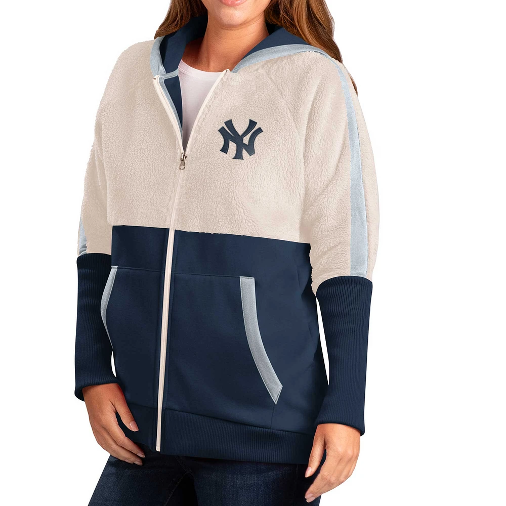 Sweat à capuche Raglan pour femme G-III 4Her by Carl Banks Oatmeal/Navy New York Yankees Shuffle It