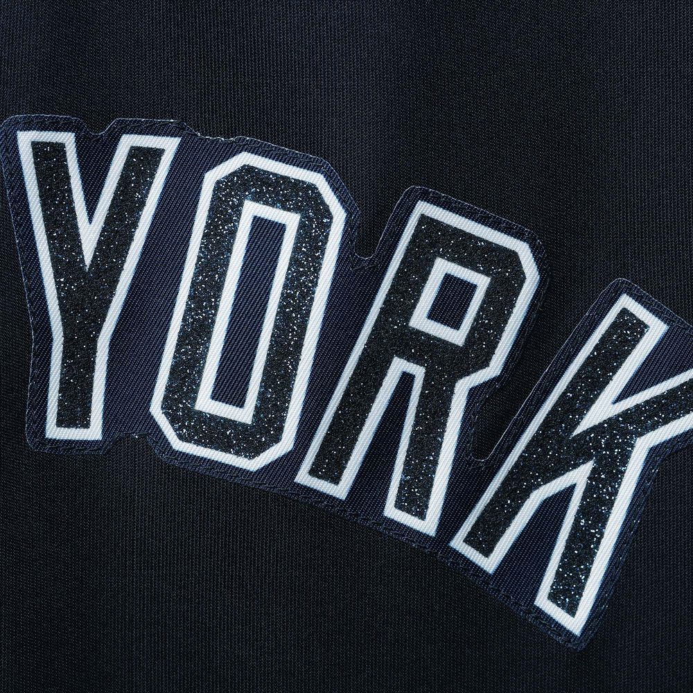 New York Yankees Women's Plus Size Notch Neck T-Shirt - White/Navy