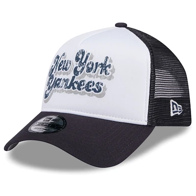 Women's New Era White/Navy New York Yankees Throwback Team Foam Front A-Frame Trucker 9FORTY Adjustable Hat