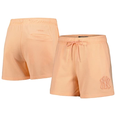 Short en polaire neutre Pro Standard orange pour femmes des New York Yankees