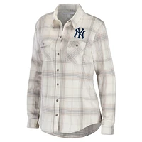 Chemise boutonnée en flanelle des New York Yankees WEAR by Erin Andrews pour femmes, gris/crème