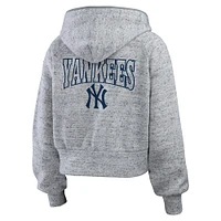 Sweat à capuche court zippé en polaire mouchetée gris chiné des Yankees de New York pour femme WEAR by Erin Andrews