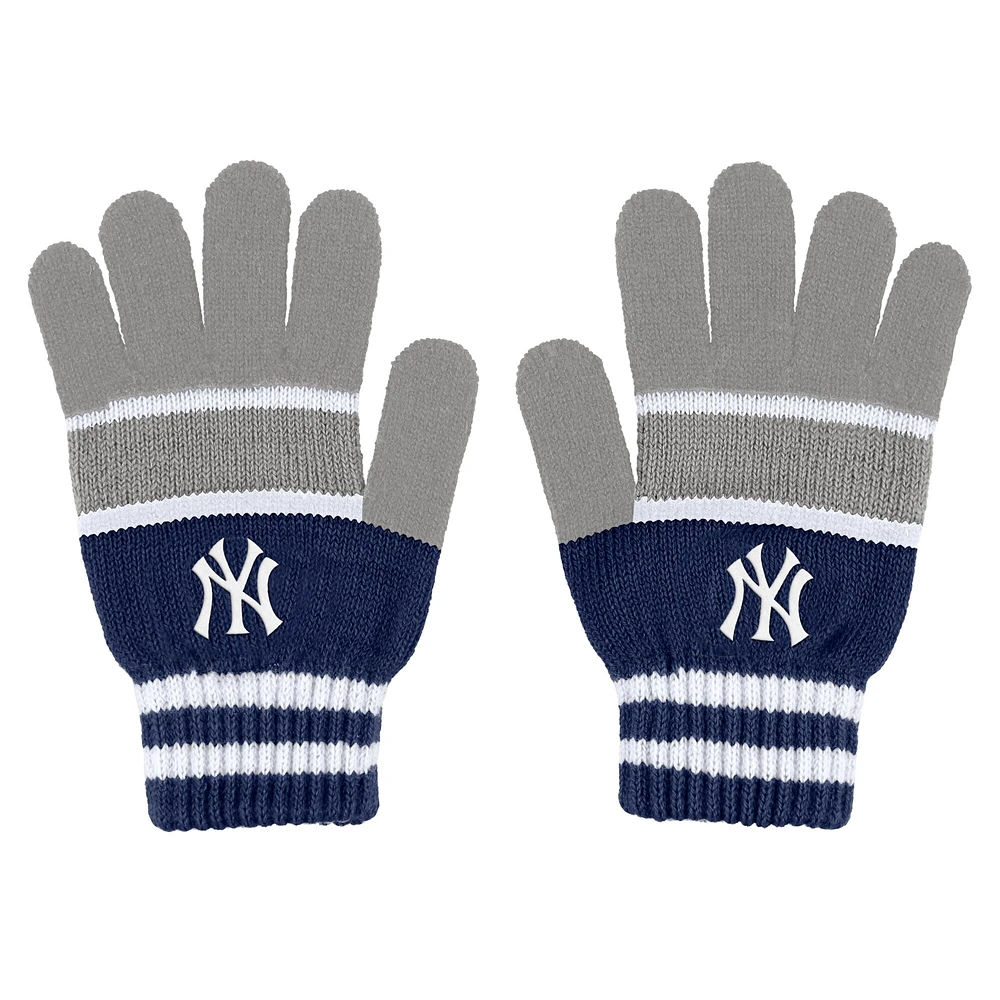 Women's WEAR by Erin Andrews New York Yankees Stripe Glove & Scarf Set