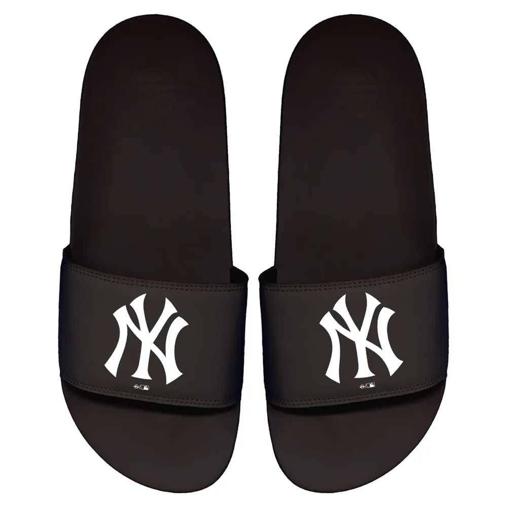 https://cdn.mall.adeptmind.ai/https%3A%2F%2Fimages.footballfanatics.com%2Fnew-york-yankees%2Fyouth-islide-black-new-york-yankees-alternate-logo-motto-slide-sandals_pi5212000_ff_5212721-7b2675cc5e68ccc65a02_full.jpg%3F_hv%3D2_large.webp