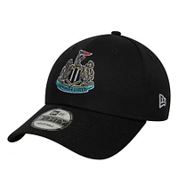 Men's New Era  Black Newcastle United Core 9FORTY Adjustable Hat
