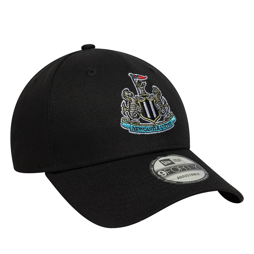 Men's New Era  Black Newcastle United Core 9FORTY Adjustable Hat