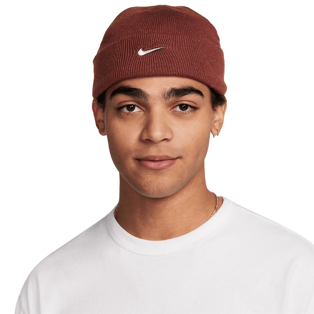 Bonnet en tricot à revers Nike Swoosh Terra bordeaux pour homme