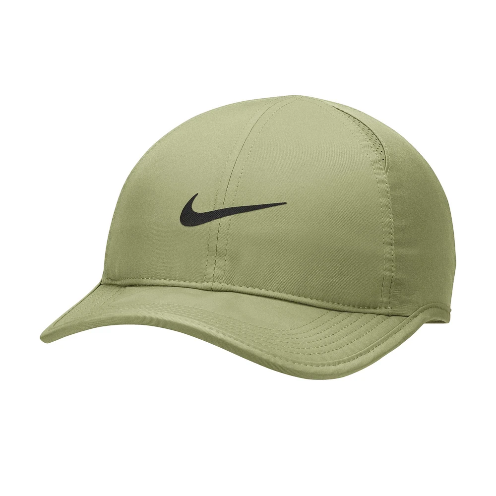 Nike Olive Featherlight Logo Performance pour homme - Casquette réglable