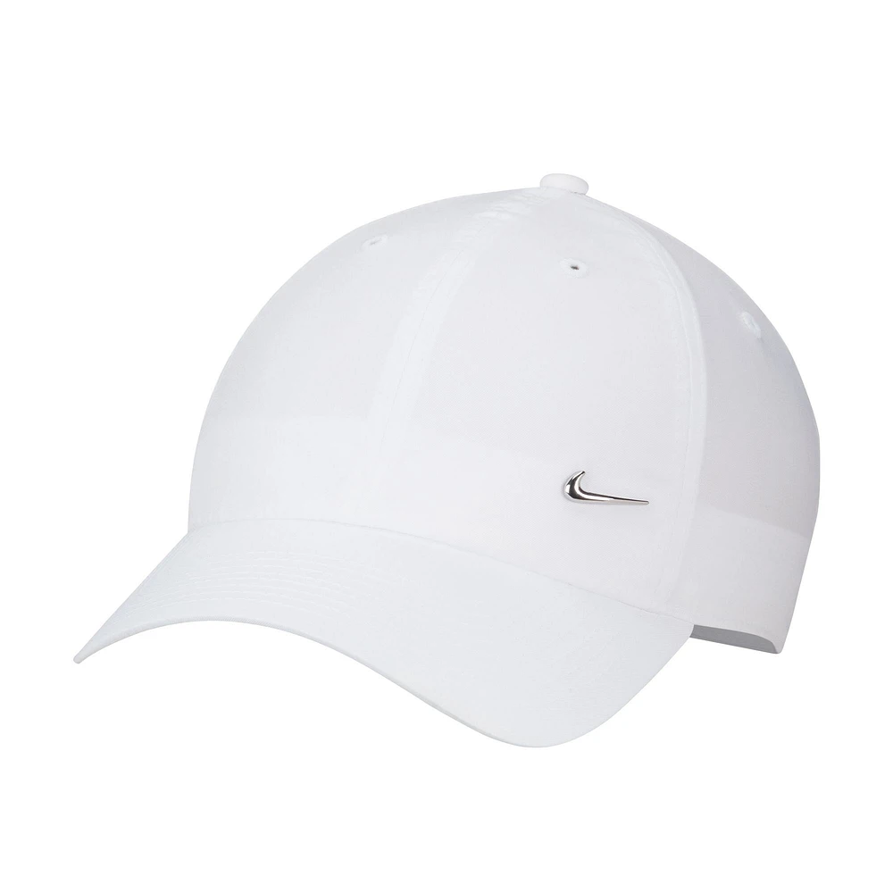 Casquette ajustable unisexe Nike White Metal Swoosh Lifestyle Performance Club