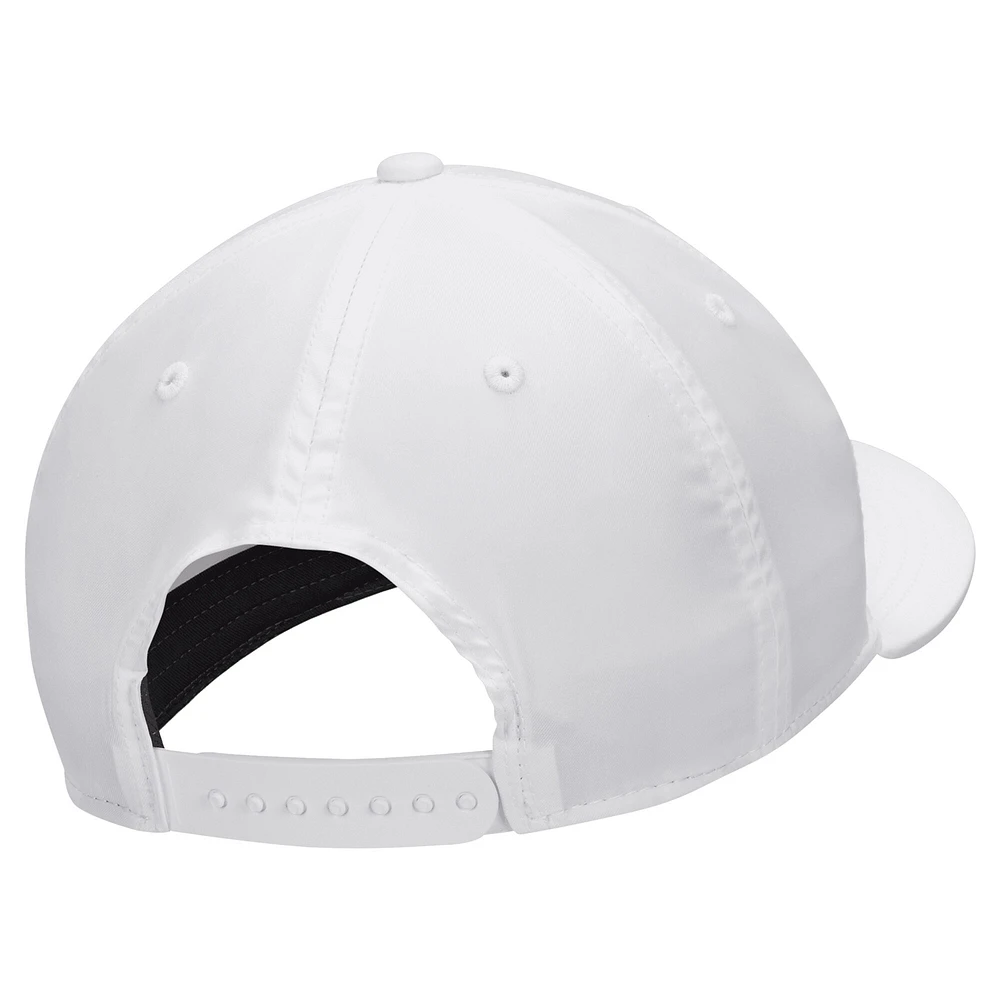 Casquette Snapback unisexe Nike Swoosh Pro Performance blanche