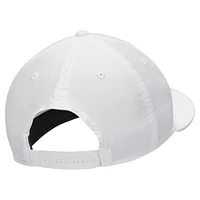 Casquette Snapback unisexe Nike Swoosh Pro Performance blanche