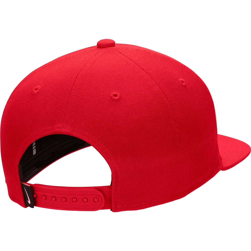 Casquette Snapback Nike Futura Pro Performance rouge pour jeune