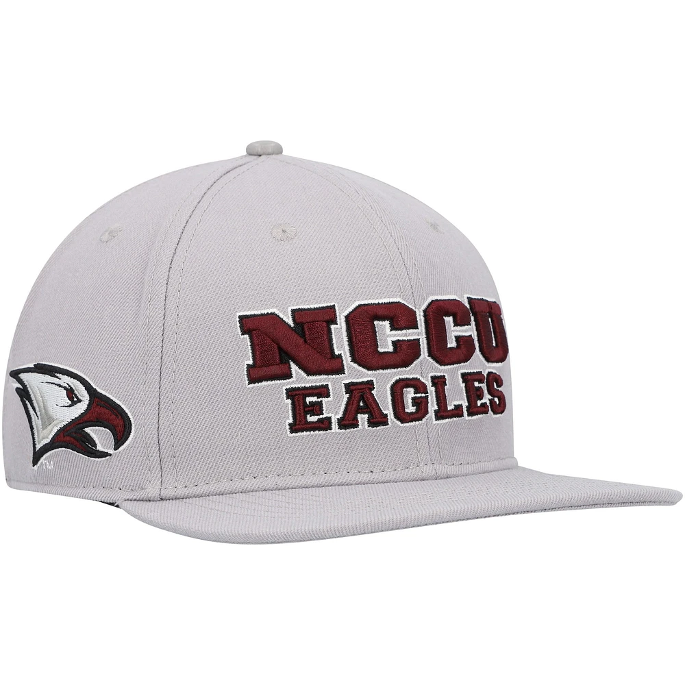 Casquette Snapback avec logo NCCU Pro Standard pour homme, gris, North Carolina Central Eagles