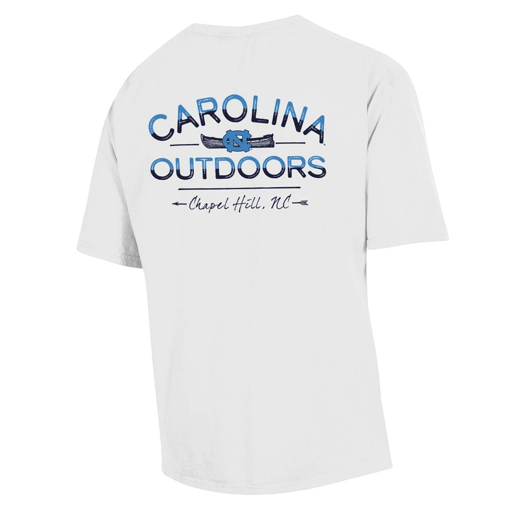 T-shirt blanc délavé confortable pour hommes North Carolina Tar Heels Great Outdoors